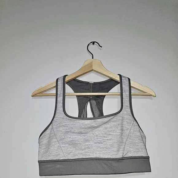 Lululemon Women's Grey and Silver Bra 36D - Picture 2 of 4